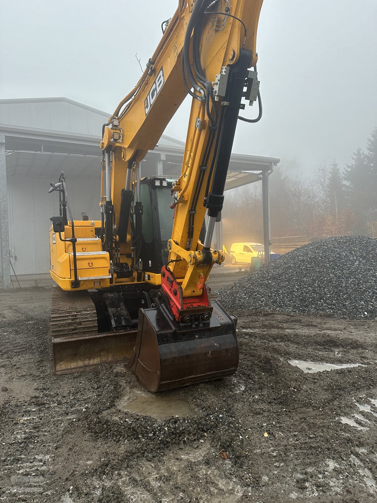 Bagger des Typs JCB 150X LC, Gebrauchtmaschine in Clausthal-Zellerfeld (Bild 3)