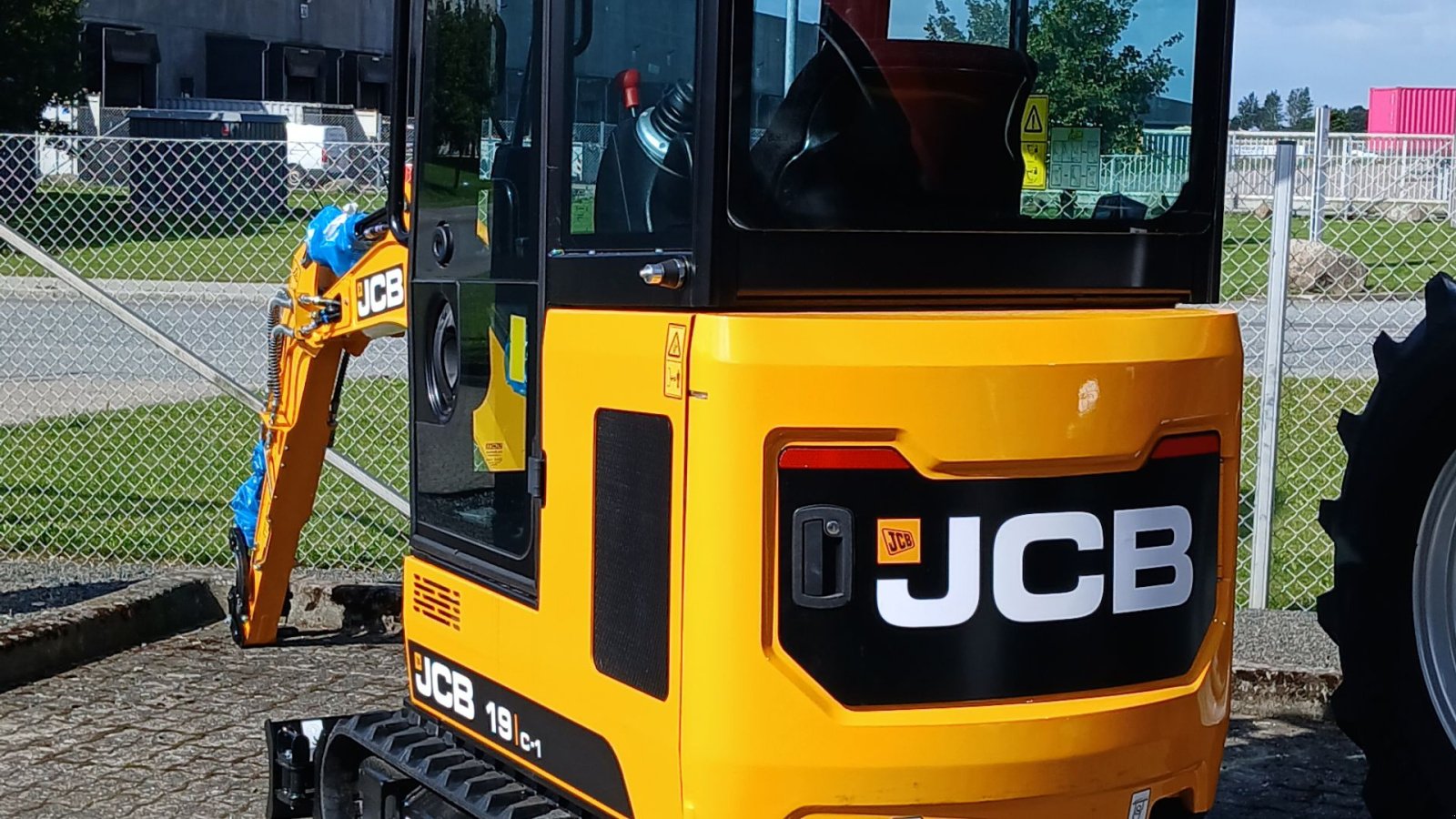 Bagger of the type JCB 19 C 1, Gebrauchtmaschine in Horsens (Picture 2)