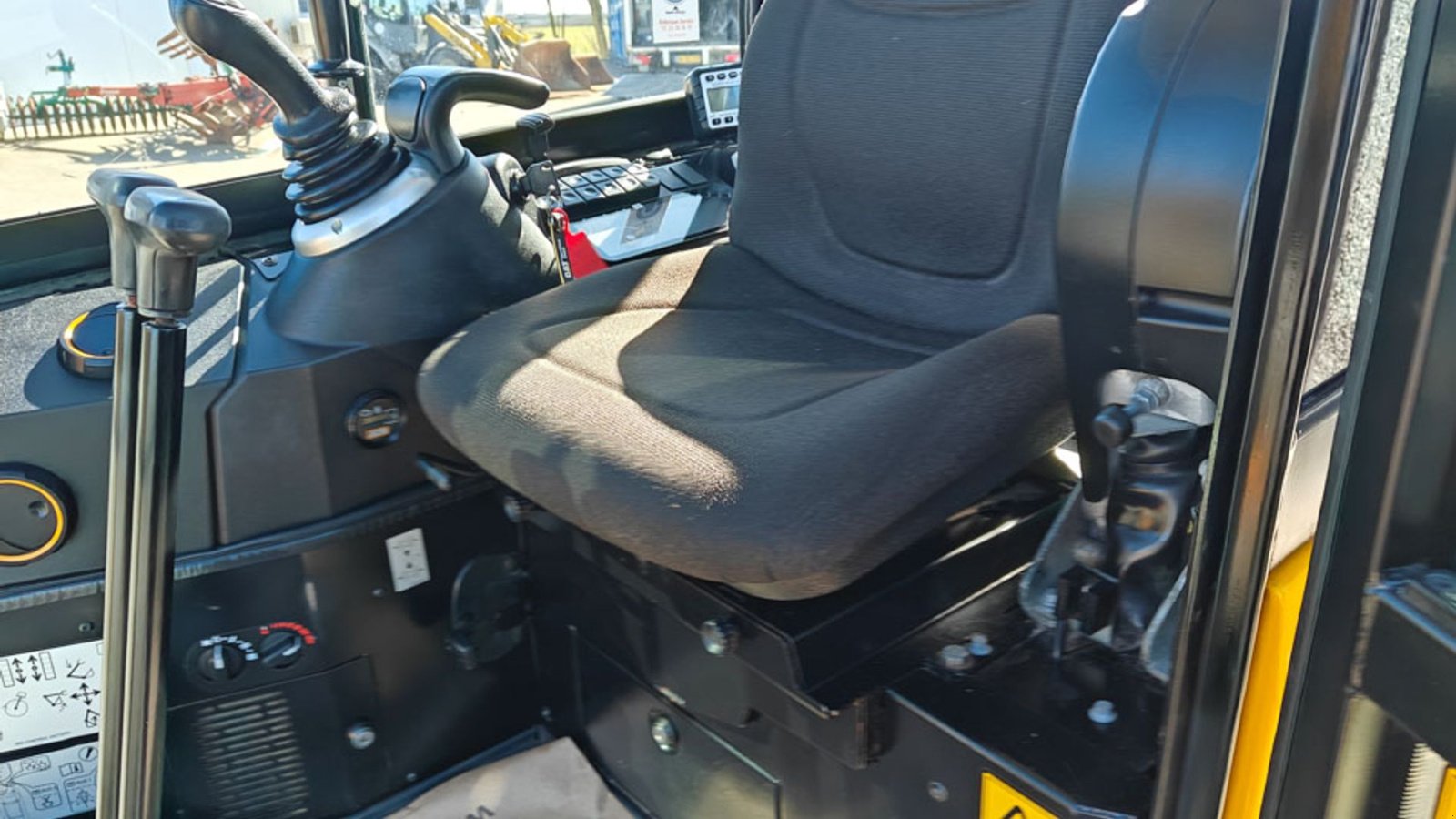 Bagger tipa JCB 19C-1, Gebrauchtmaschine u Vrå (Slika 13)