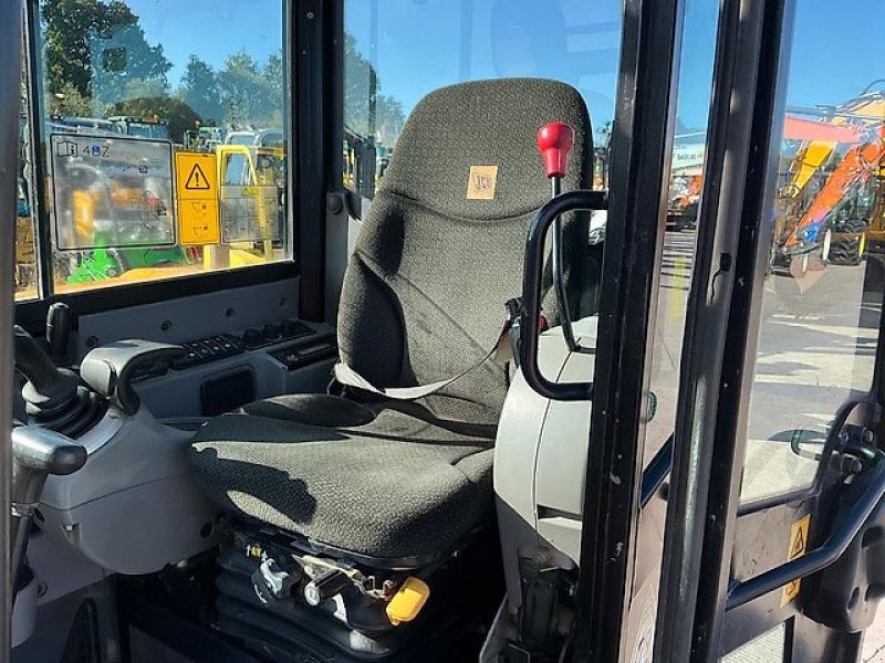 Bagger of the type JCB 48Z-1, Gebrauchtmaschine in Kaunas (Picture 5)