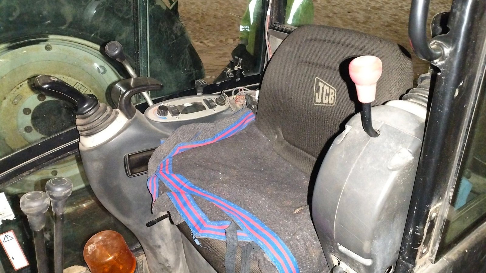 Bagger typu JCB 8018 med nyere bælter, Gebrauchtmaschine v Egtved (Obrázek 7)