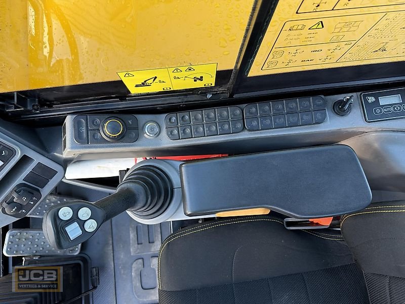 Bagger du type JCB Hydradig 110W, Gebrauchtmaschine en Frechen (Photo 12)