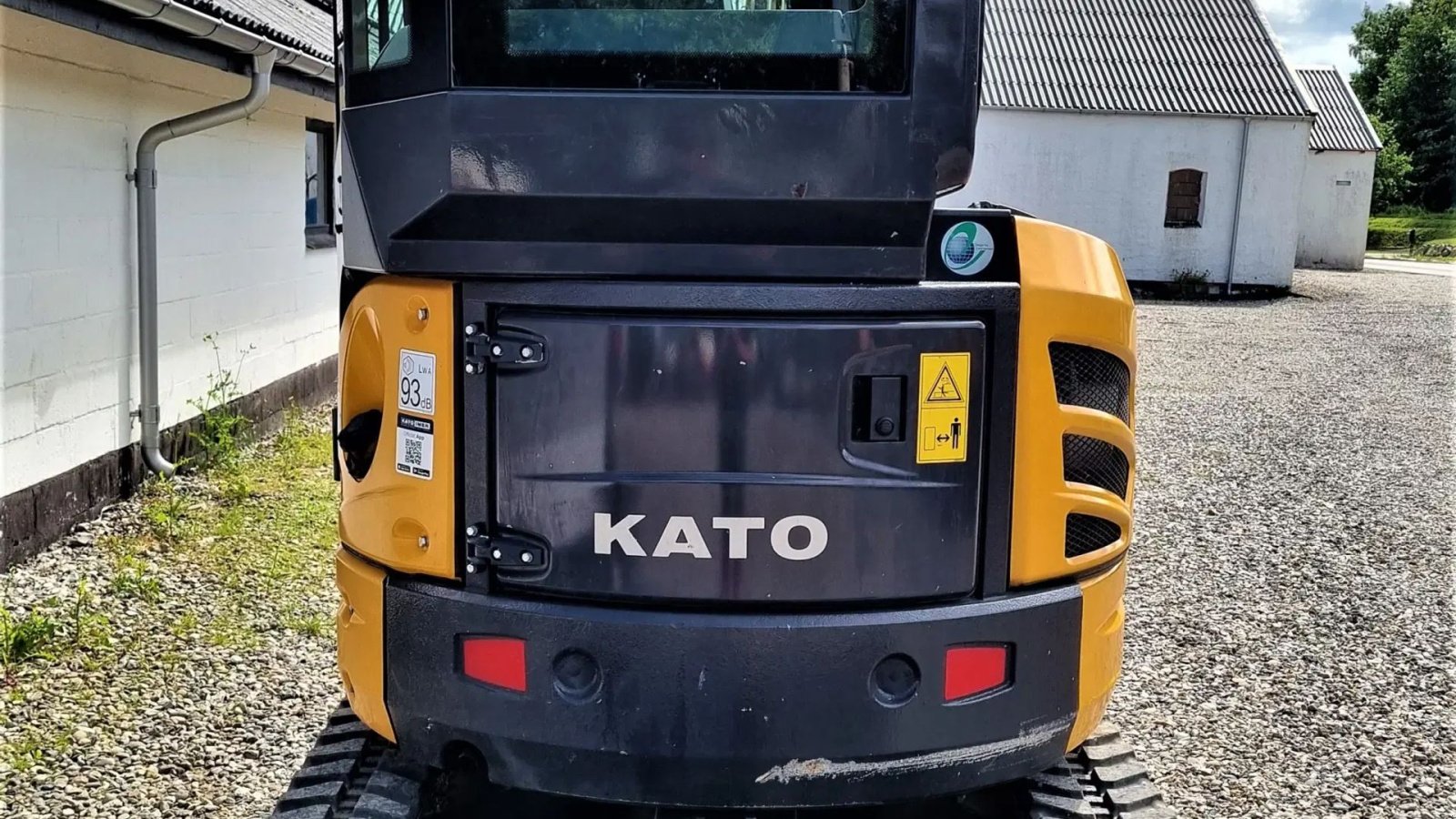 Bagger des Typs Kato 27 V4 / kun 1000 timer / Tiltman og skovlsæt / årg. 2019, Gebrauchtmaschine in Arden (Bild 7)