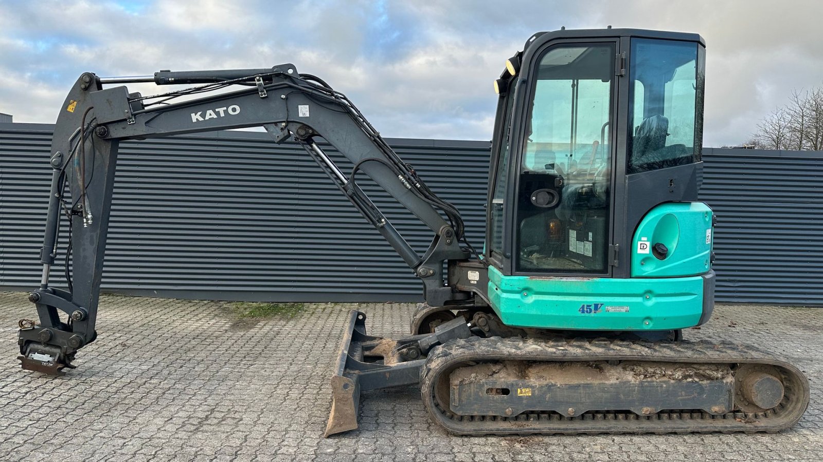 Bagger des Typs Kato 45, Gebrauchtmaschine in Horsens (Bild 1)