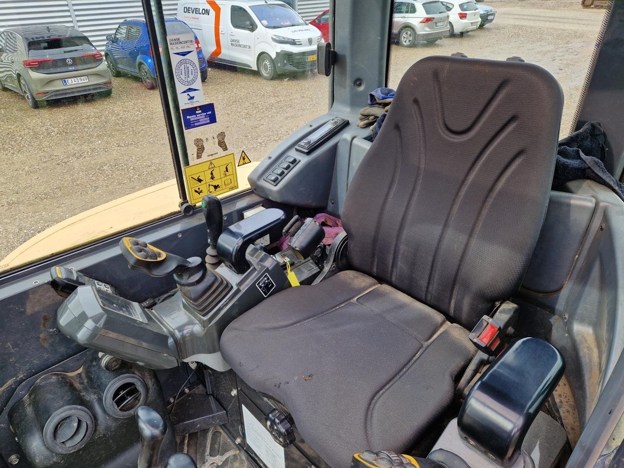 Bagger van het type Kato 60V4 6T, Gebrauchtmaschine in Jelling (Foto 3)