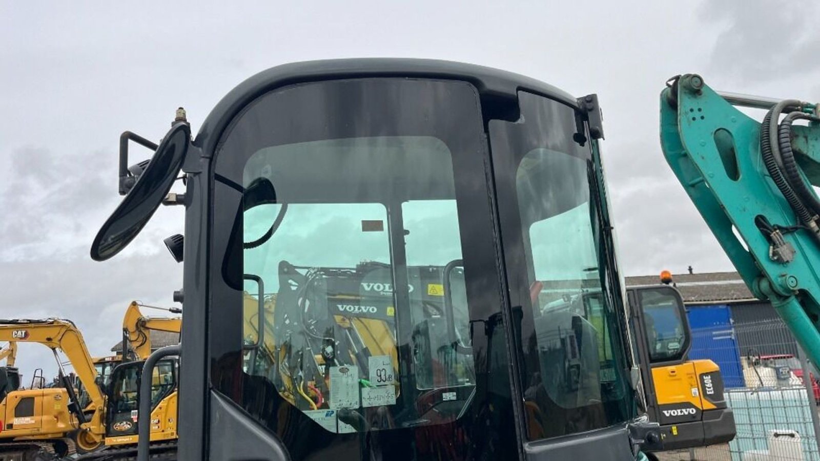 Bagger of the type Kobelco SK 28SR- 6 E, Gebrauchtmaschine in Rødovre (Picture 5)