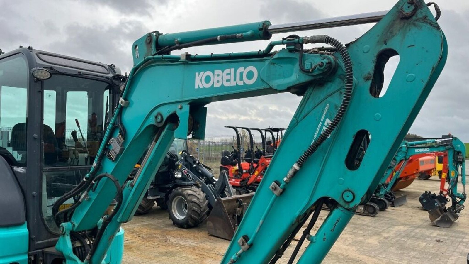 Bagger of the type Kobelco SK 28SR- 6 E, Gebrauchtmaschine in Rødovre (Picture 3)
