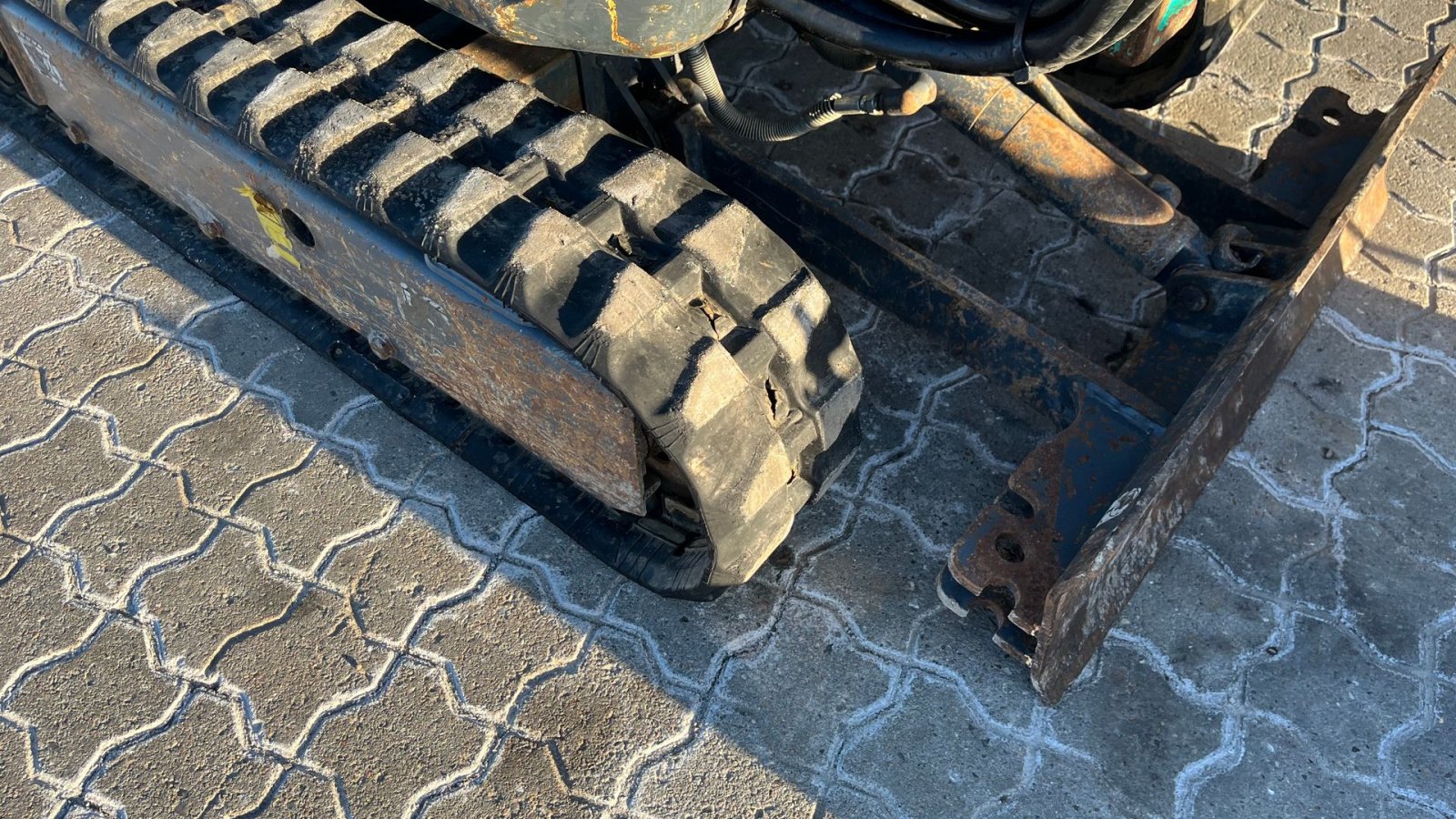 Bagger des Typs Kobelco SK10SR 3 skovle, Gebrauchtmaschine in Rønnede (Bild 11)