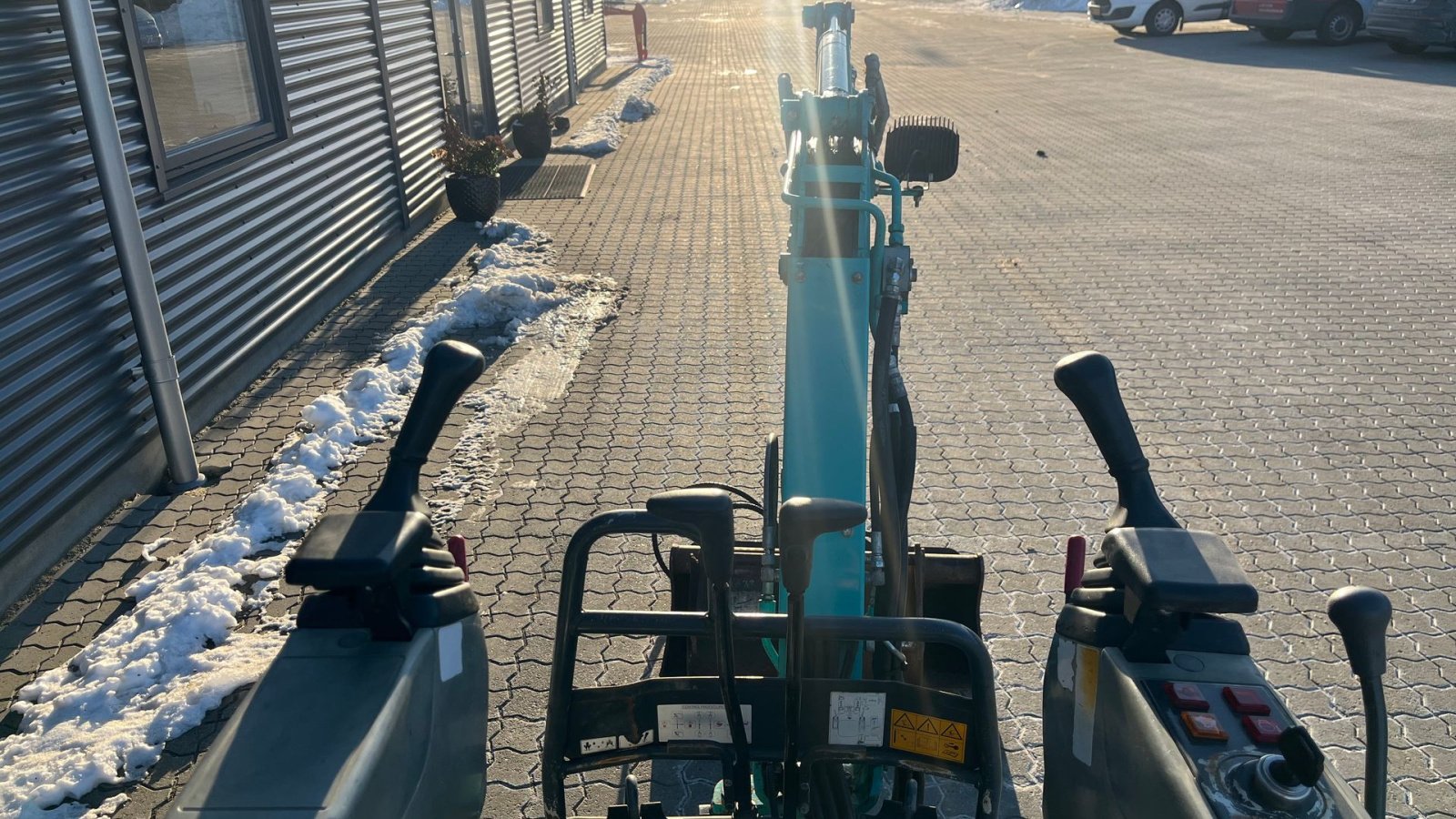 Bagger des Typs Kobelco SK10SR 3 skovle, Gebrauchtmaschine in Rønnede (Bild 7)