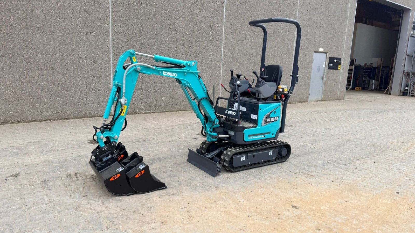 Bagger от тип Kobelco SK10SR, Gebrauchtmaschine в Randers (Снимка 2)