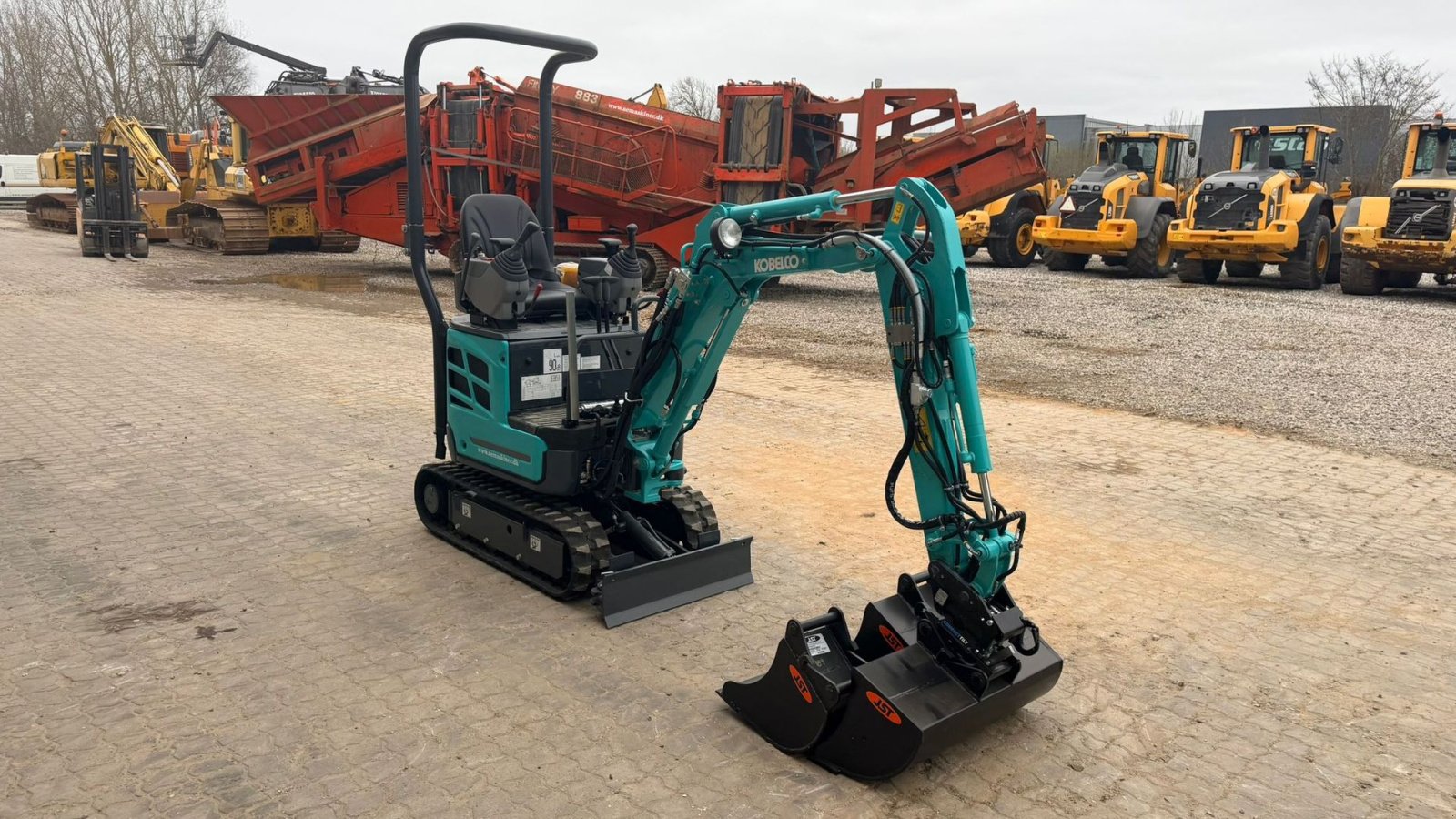 Bagger от тип Kobelco SK10SR, Gebrauchtmaschine в Randers (Снимка 4)