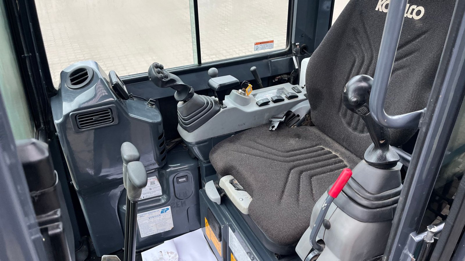 Bagger des Typs Kobelco SK17SR-3E Monteret med Rotortilt og centralsmørring., Gebrauchtmaschine in Rønnede (Bild 10)