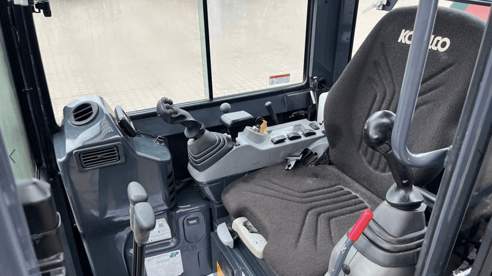 Bagger типа Kobelco SK17SR-3E, Gebrauchtmaschine в Randers NØ (Фотография 3)