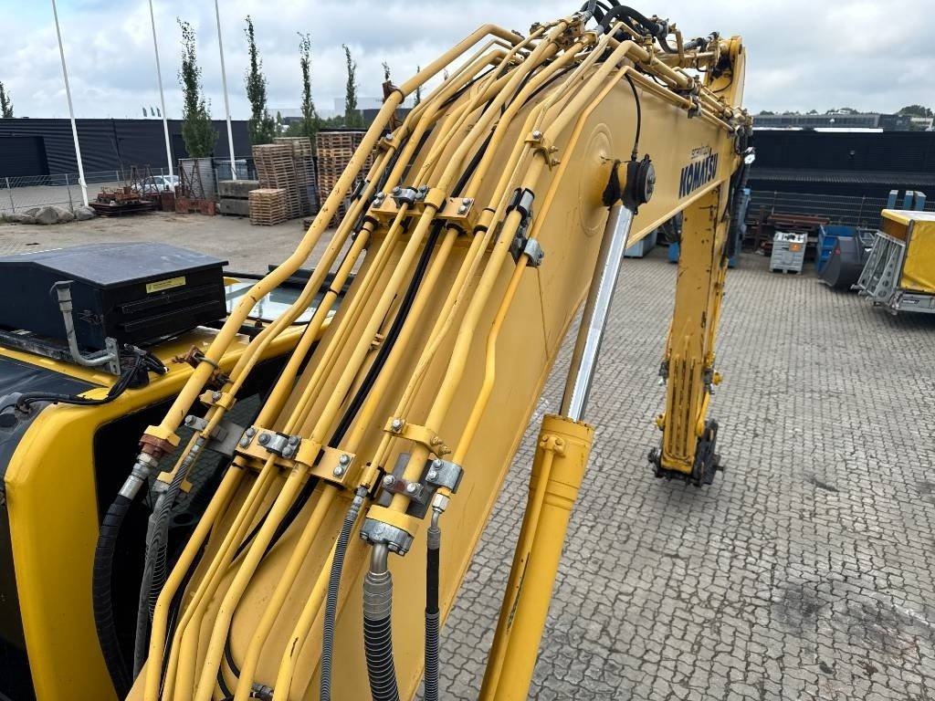 Bagger typu Komatsu HB215LC-1, Gebrauchtmaschine v Vojens (Obrázek 14)