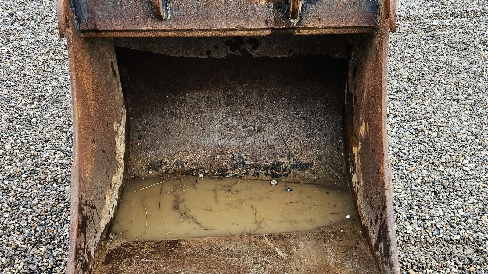 Bagger of the type Komatsu HB215LC-2 / Rotortilt med klo / Leica 3D / Skovlsæt / Hybrid, Gebrauchtmaschine in Arden (Picture 11)