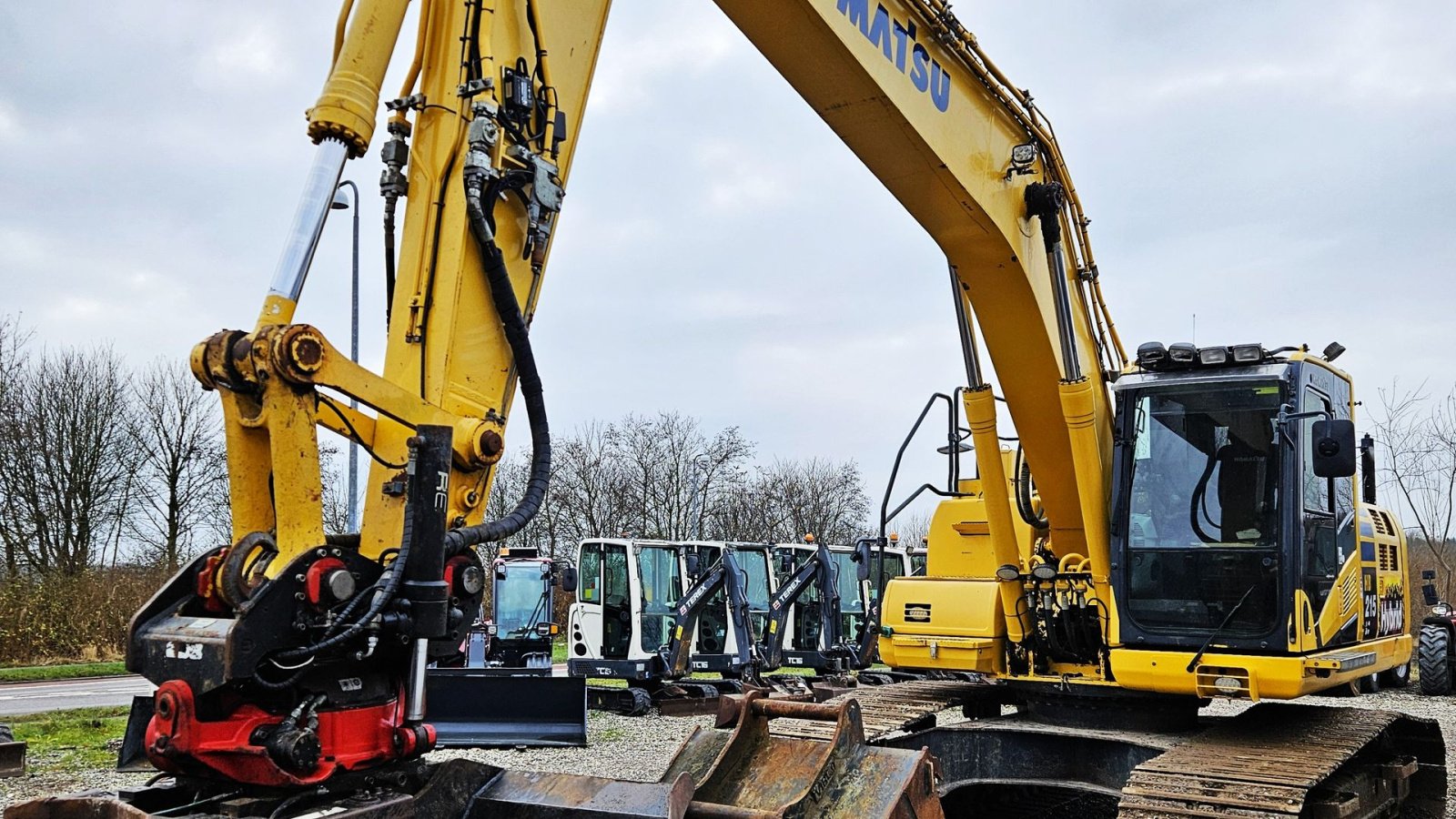 Bagger of the type Komatsu HB215LC-2 / Rotortilt med klo / Leica 3D / Skovlsæt / Hybrid, Gebrauchtmaschine in Arden (Picture 4)