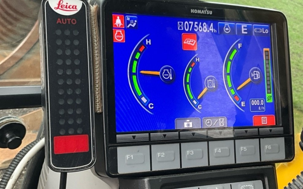 Bagger типа Komatsu PC 228 USLC, Gebrauchtmaschine в Paderborn (Фотография 3)