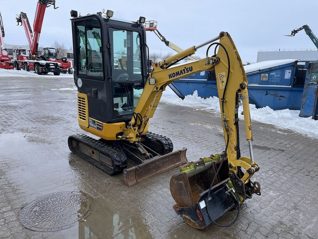 Bagger типа Komatsu PC16R-3, Gebrauchtmaschine в Skive (Фотография 5)