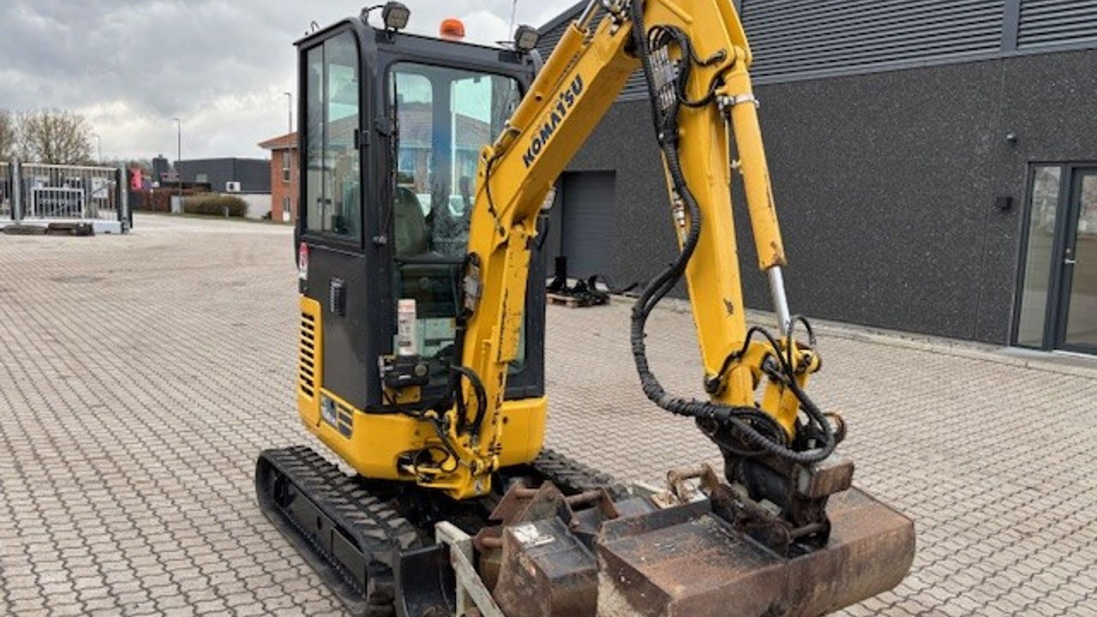 Bagger des Typs Komatsu PC16R-3HS, Gebrauchtmaschine in Nørresundby (Bild 6)