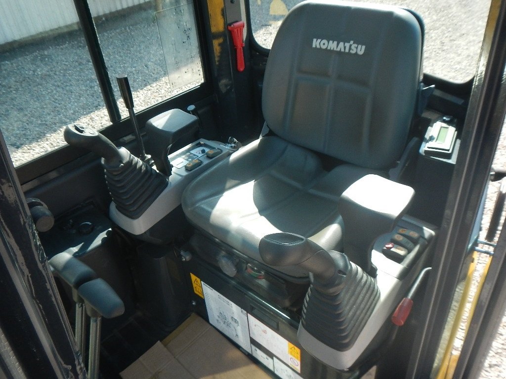 Bagger of the type Komatsu PC16R-3HS, Gebrauchtmaschine in Aabenraa (Picture 13)