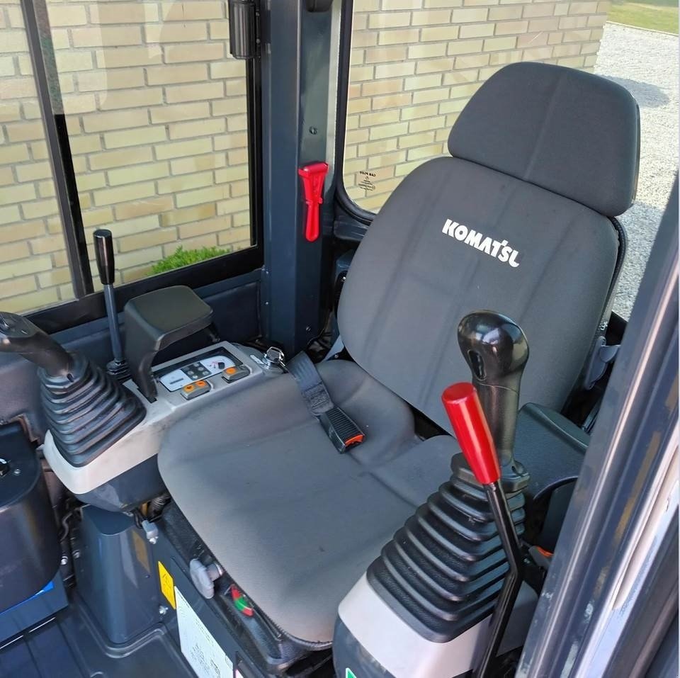 Bagger typu Komatsu pc16r hs, Gebrauchtmaschine v Fårevejle (Obrázek 9)