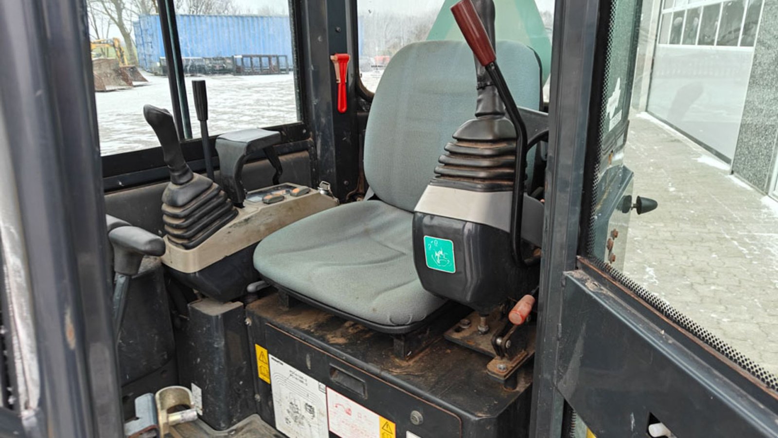 Bagger del tipo Komatsu PC16RHS, Gebrauchtmaschine In Vrå (Immagine 10)