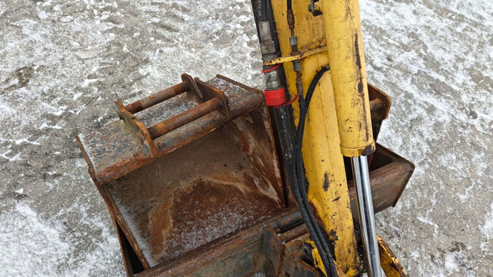 Bagger del tipo Komatsu PC16RHS, Gebrauchtmaschine en Vrå (Imagen 9)