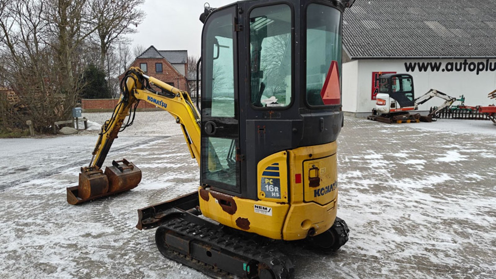 Bagger del tipo Komatsu PC16RHS, Gebrauchtmaschine en Vrå (Imagen 5)