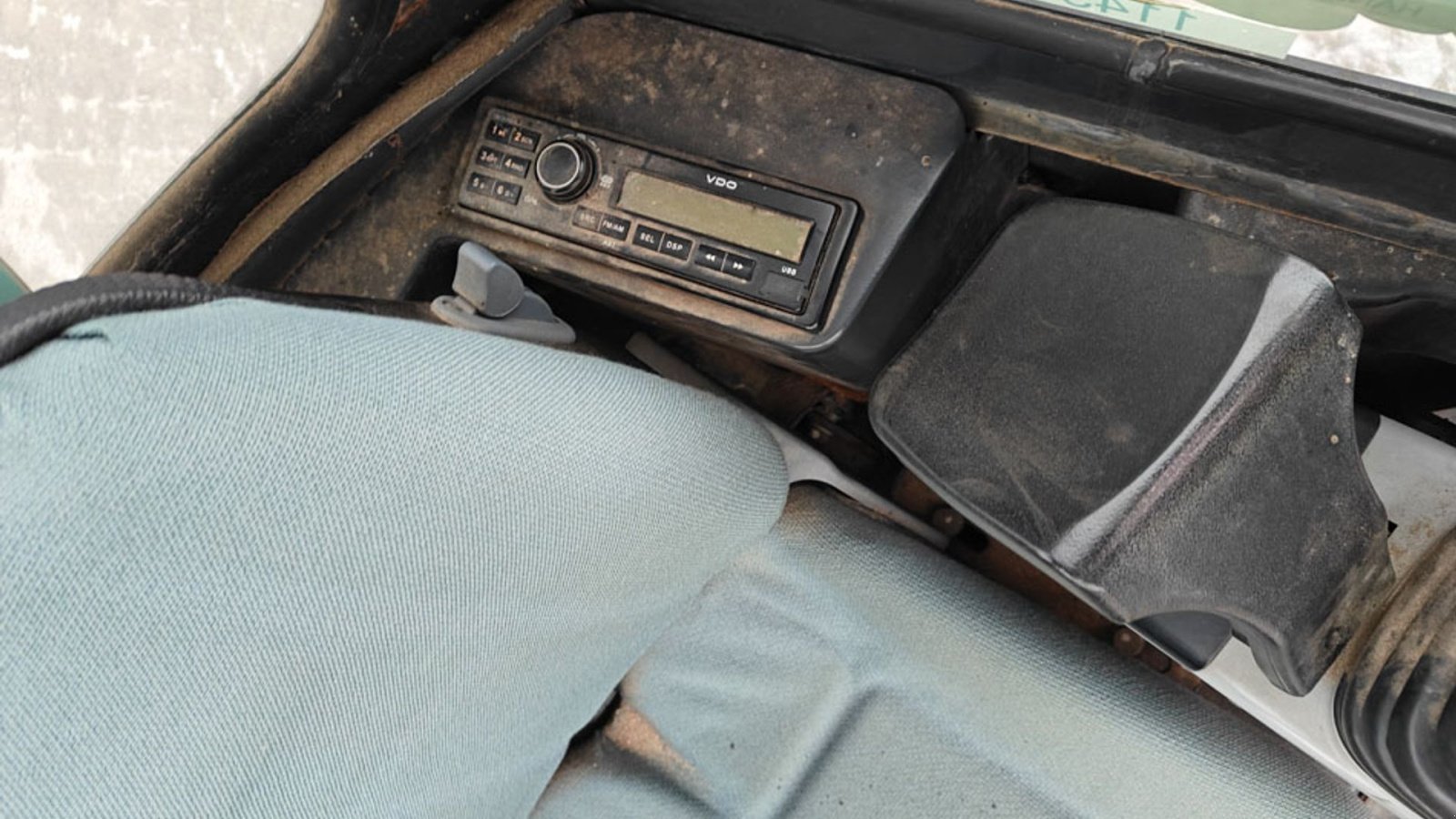 Bagger del tipo Komatsu PC16RHS, Gebrauchtmaschine en Vrå (Imagen 12)