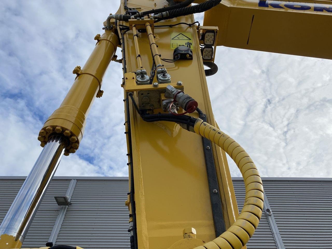 Bagger of the type Komatsu PC240LC-11EO, Gebrauchtmaschine in Skive (Picture 11)