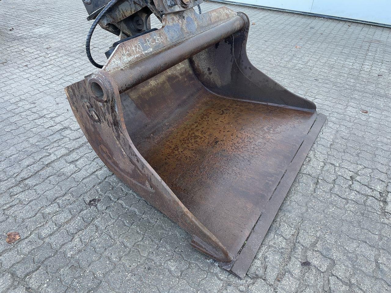 Bagger of the type Komatsu PC240LCD-11, Gebrauchtmaschine in Skive (Picture 11)