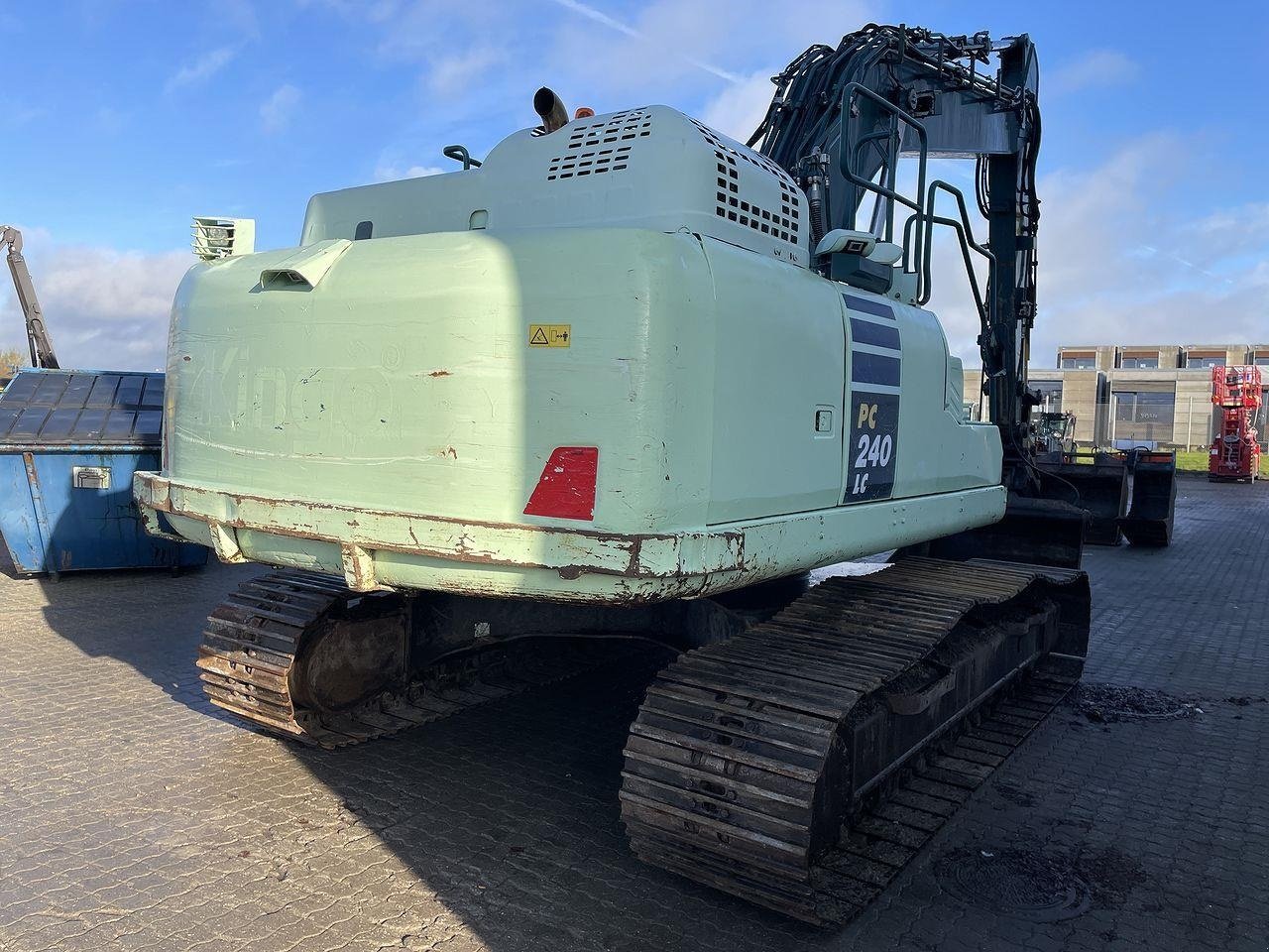 Bagger of the type Komatsu PC240LCD-11, Gebrauchtmaschine in Skive (Picture 4)
