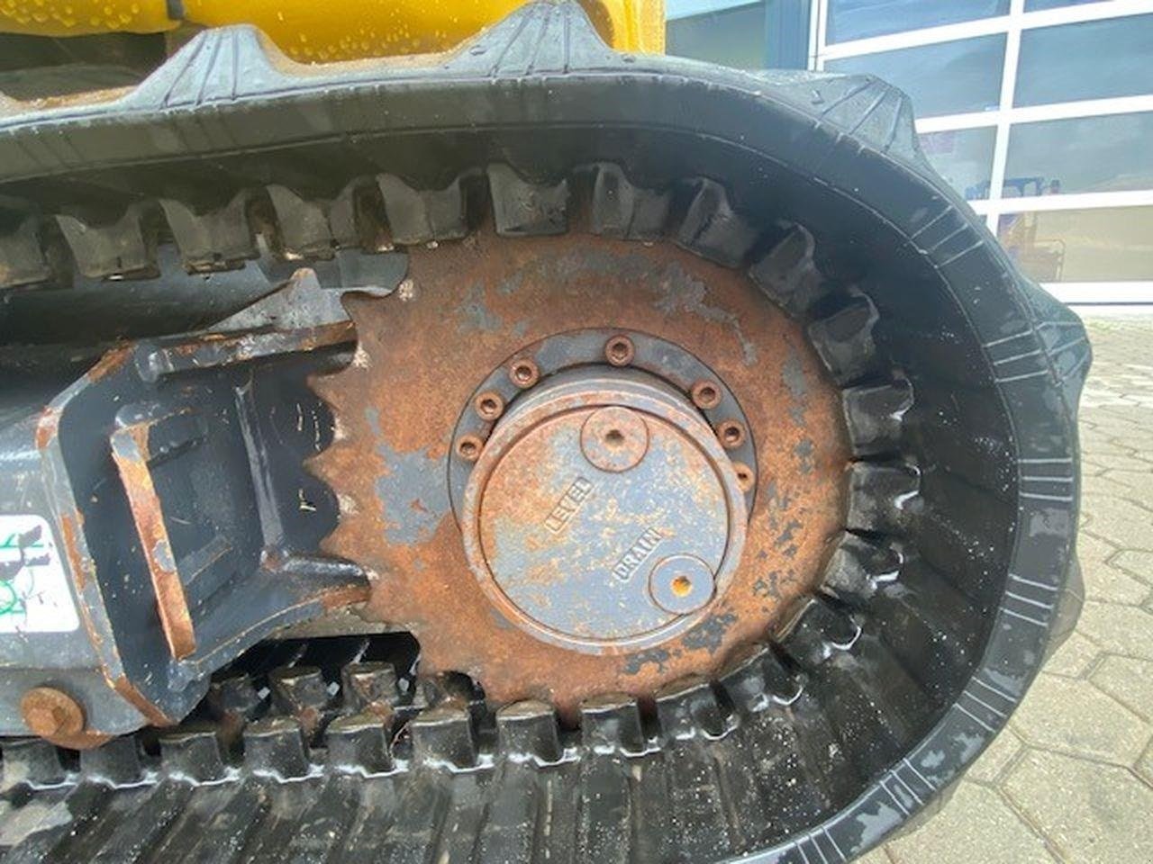 Bagger van het type Komatsu PC24MR-5, Gebrauchtmaschine in Skive (Foto 8)