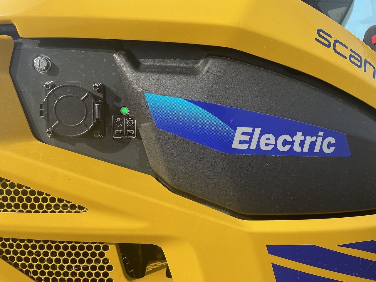 Bagger du type Komatsu PC33E-6, Gebrauchtmaschine en Skive (Photo 9)