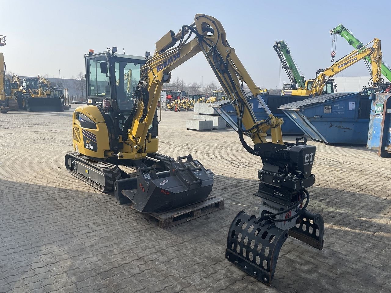 Bagger du type Komatsu PC33E-6, Gebrauchtmaschine en Skive (Photo 5)