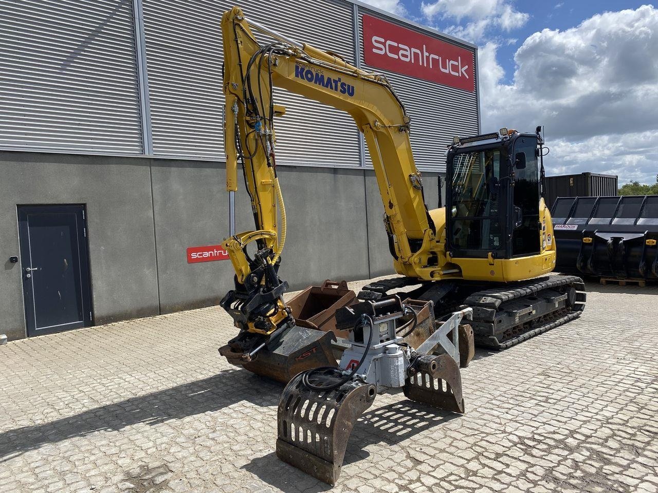 Bagger des Typs Komatsu PC80MR-5EO, Gebrauchtmaschine in Skive (Bild 1)