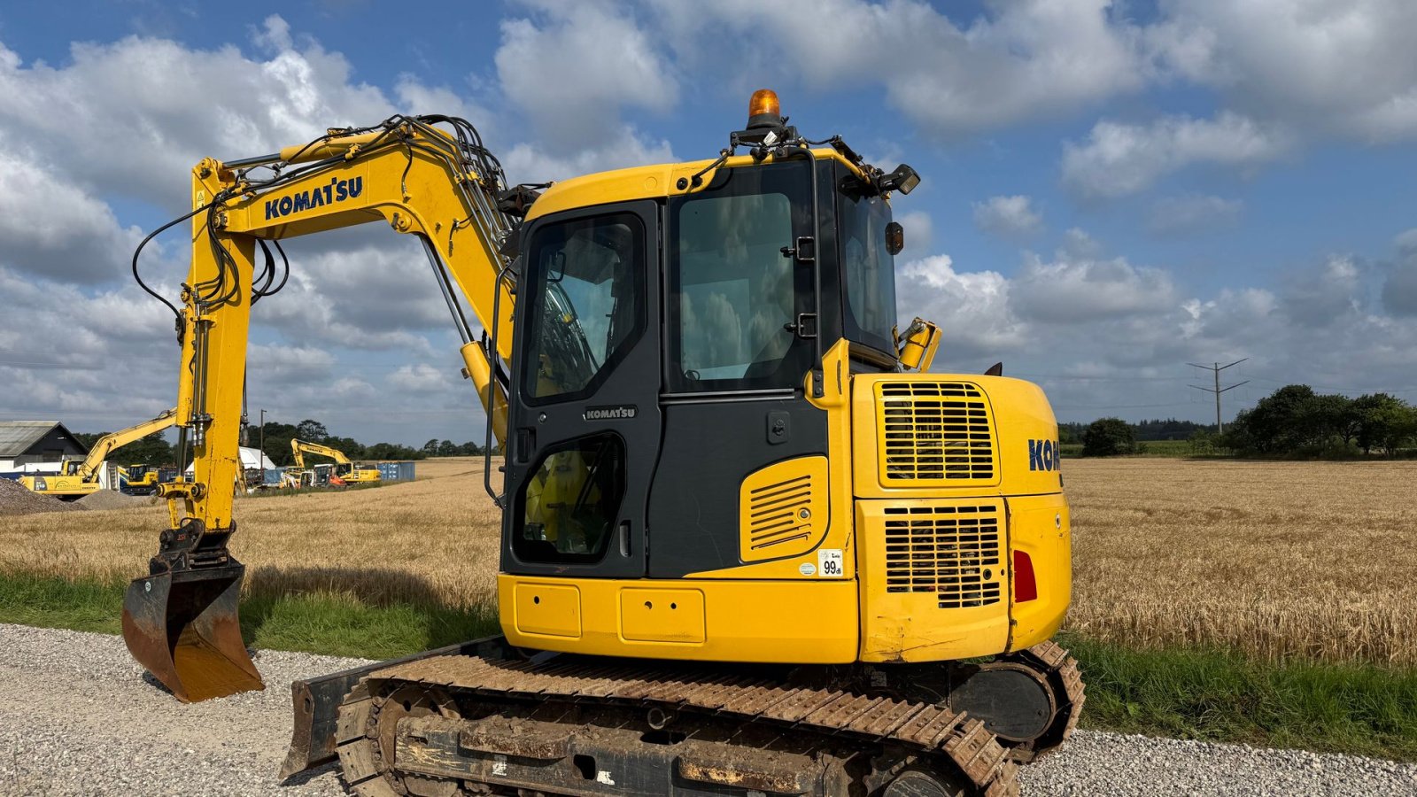 Bagger of the type Komatsu PC88MR-10, Gebrauchtmaschine in Rødding (Picture 2)