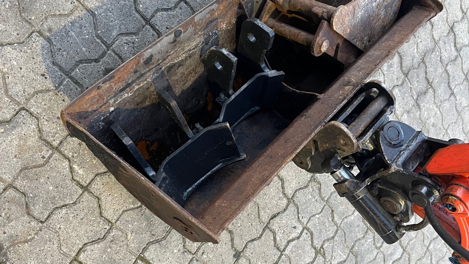 Bagger of the type Kubota KX016-4 Tiltman med hydraulisk skovlskifte, Gebrauchtmaschine in Rønnede (Picture 5)