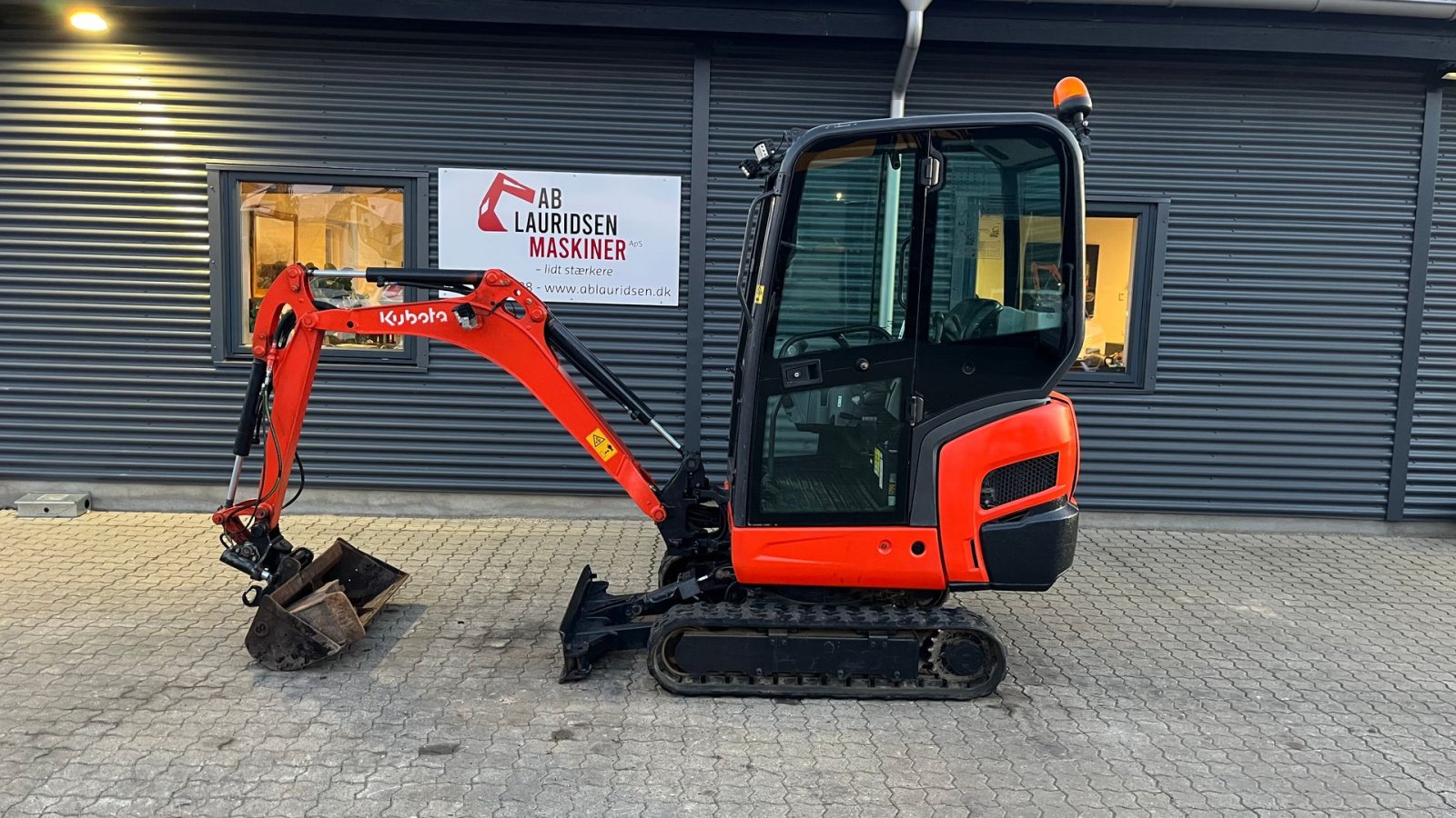 Bagger of the type Kubota KX016-4 Tiltman med hydraulisk skovlskifte, Gebrauchtmaschine in Rønnede (Picture 1)