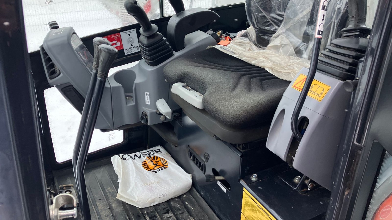 Bagger des Typs Kubota KX019-4, Gebrauchtmaschine in Horsens (Bild 4)