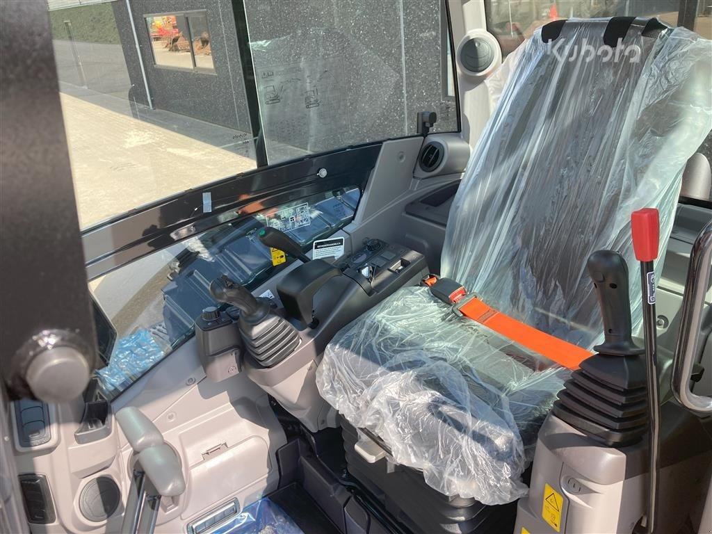 Bagger des Typs Kubota KX060-5, Gebrauchtmaschine in Roslev (Bild 24)