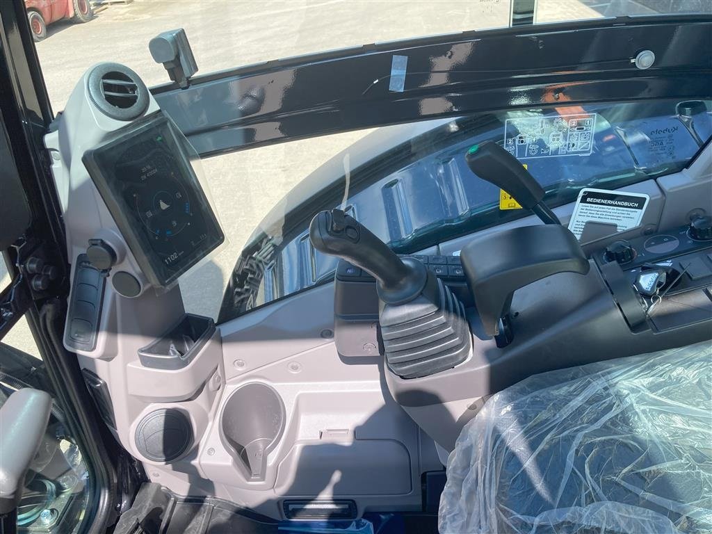 Bagger des Typs Kubota KX060-5, Gebrauchtmaschine in Roslev (Bild 25)