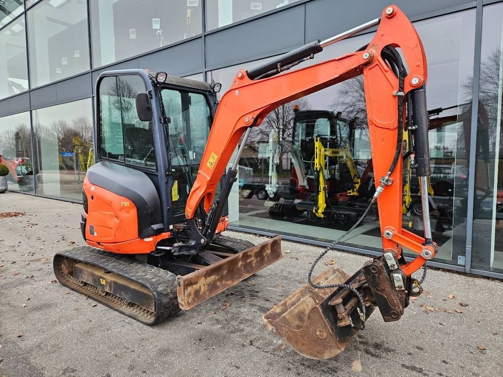 Bagger типа Kubota U 27-4, Gebrauchtmaschine в Fårevejle (Фотография 1)