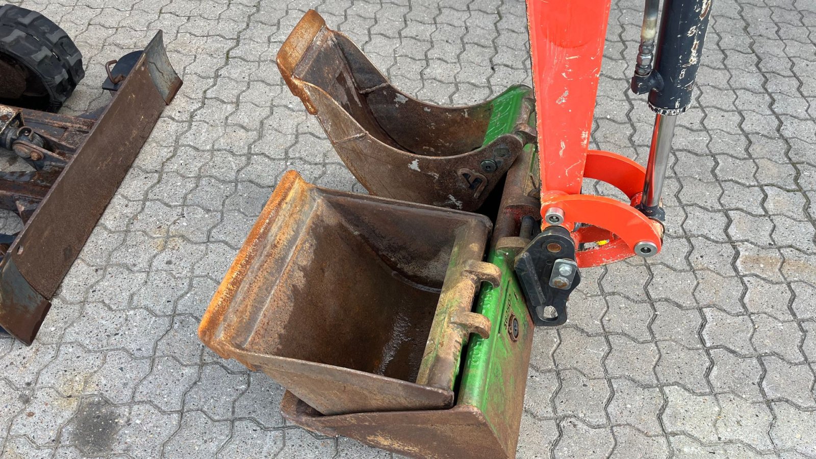 Bagger of the type Kubota U10-3 Hurtig skifte +3skovle, Gebrauchtmaschine in Rønnede (Picture 13)