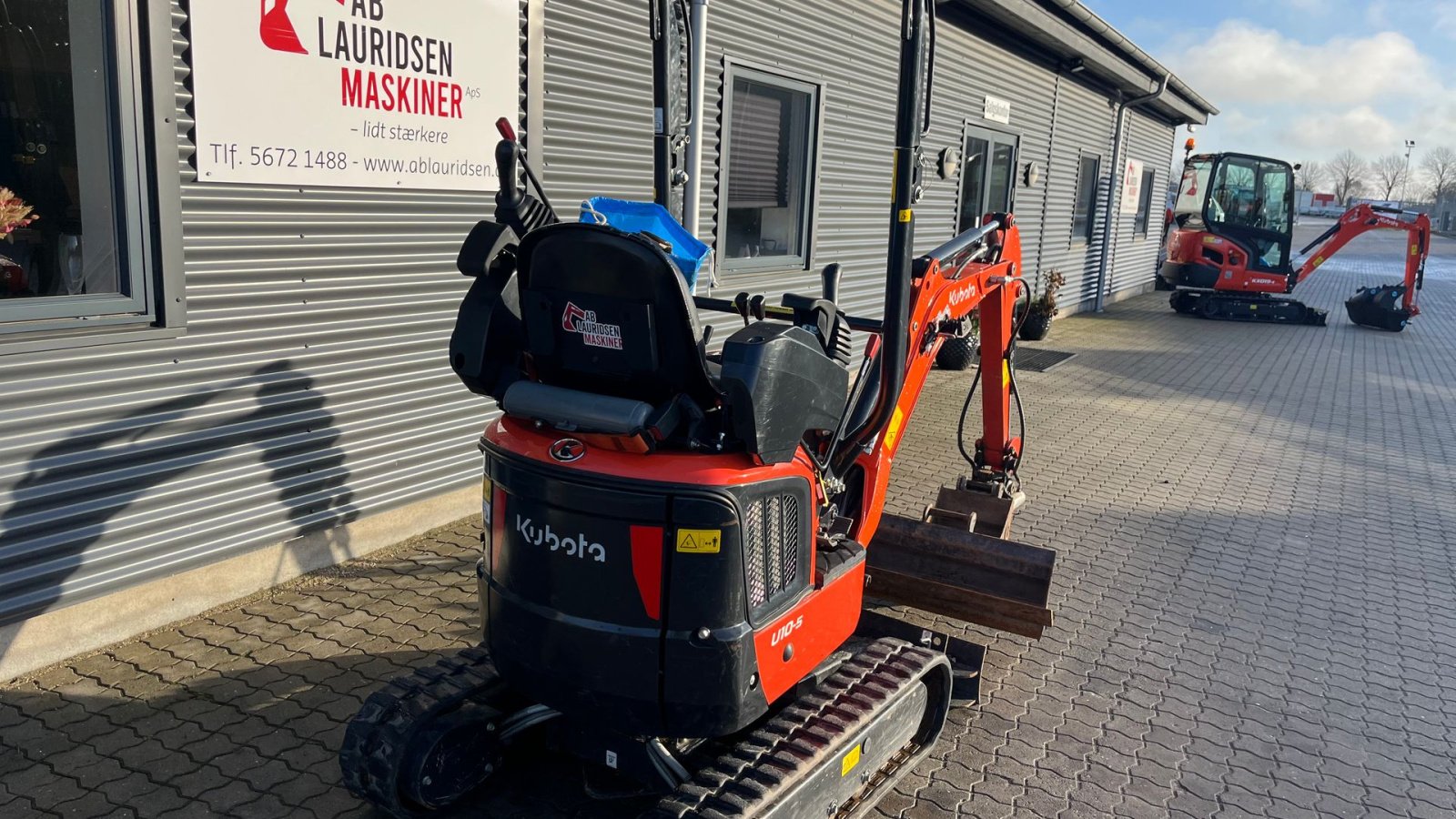 Bagger типа Kubota U10-5 Tiltman med 2 skovle, Gebrauchtmaschine в Rønnede (Фотография 10)