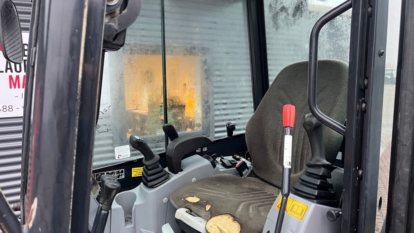 Bagger des Typs Kubota u27 Nyere tiltman og 3 skovle, Gebrauchtmaschine in Rønnede (Bild 13)