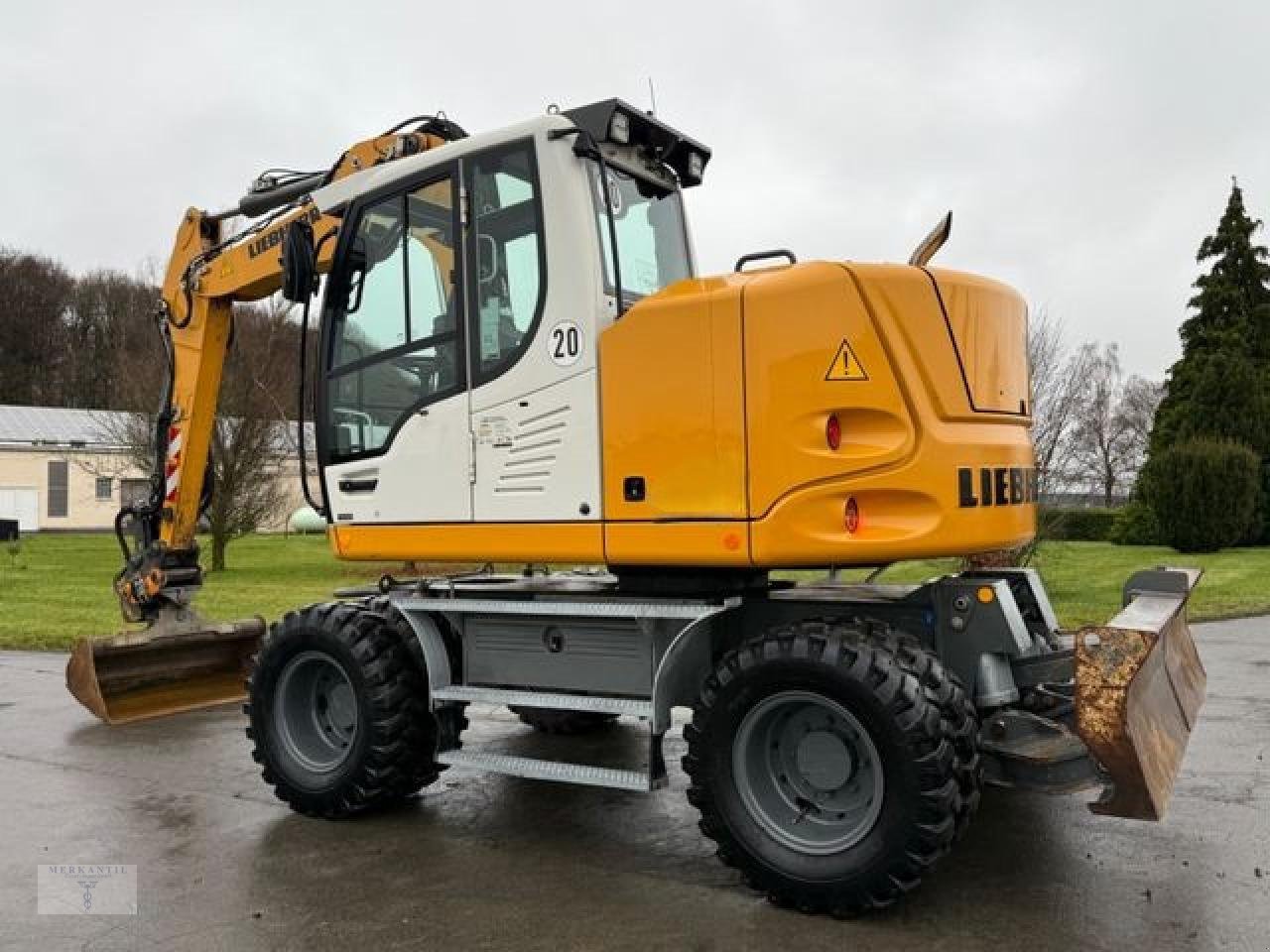 Bagger des Typs Liebherr A912 Compact, Gebrauchtmaschine in Pragsdorf (Bild 2)