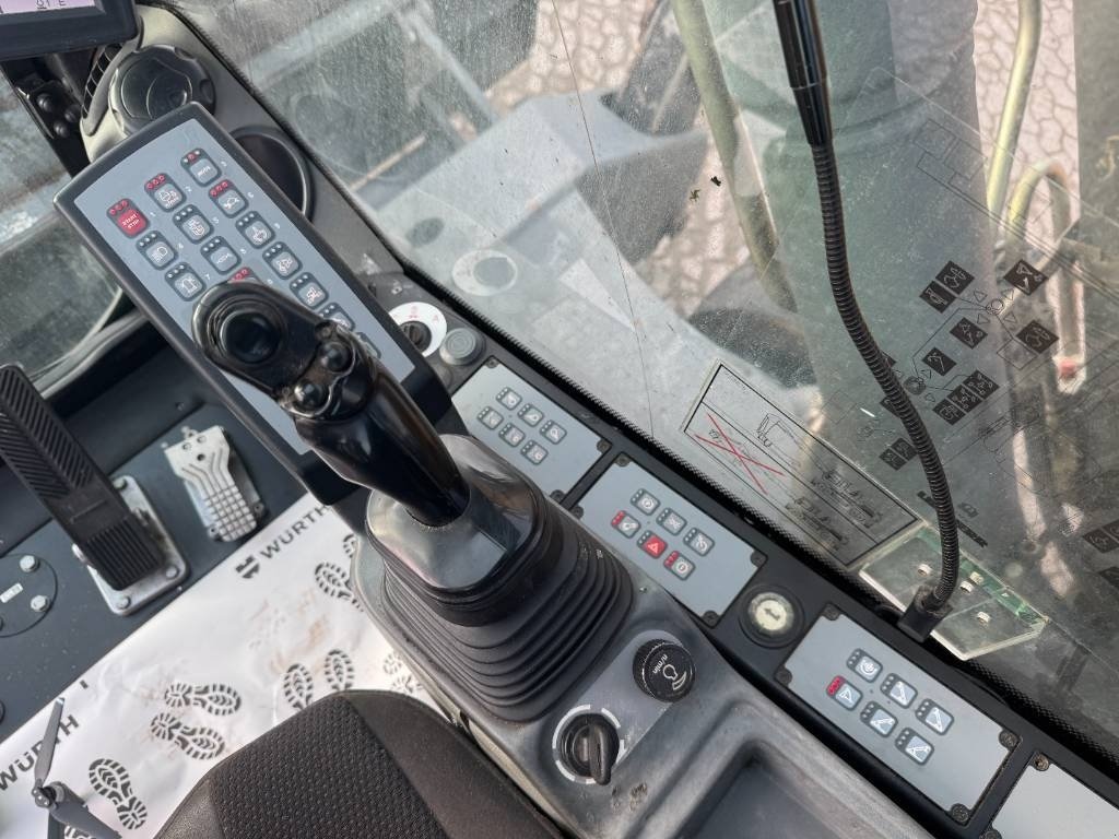 Bagger of the type Liebherr LH 22 M, Gebrauchtmaschine in Vojens (Picture 16)