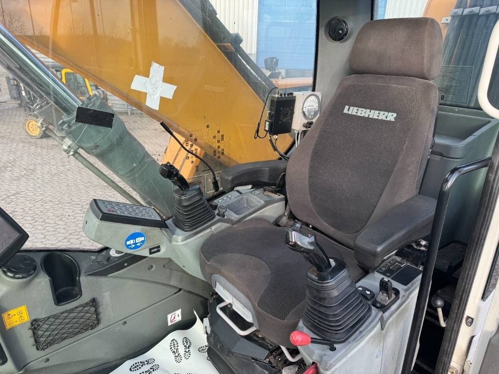 Bagger of the type Liebherr LH 22 M, Gebrauchtmaschine in Vojens (Picture 12)