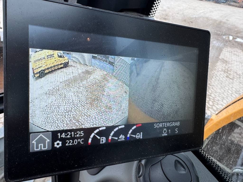 Bagger of the type Liebherr R 914 Compact, Gebrauchtmaschine in Vojens (Picture 7)